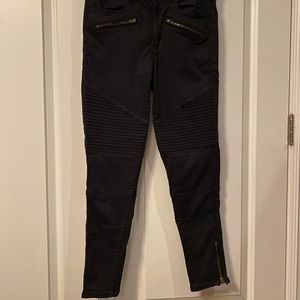 American Eagle size 6 black high rise jeggings